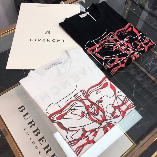 Givenchy Couple's Style 20Ss Spring/Summer New Year of the Rat Customized Phanto