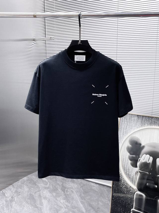 Margiela's 2025 Spring/Summer new collection, the latest short-sleeved, crew-nec