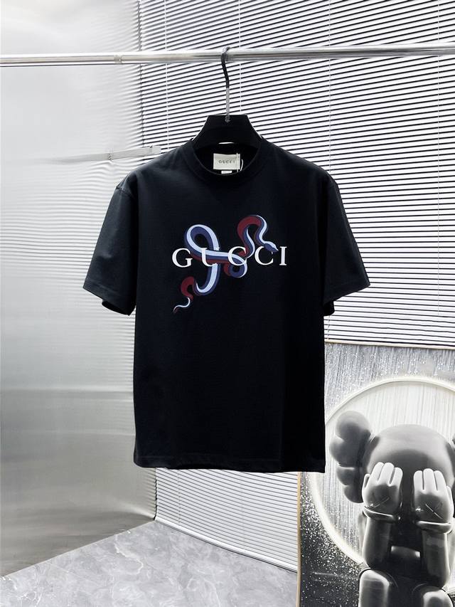 Gucci's new 2025 Spring/Summer collection debuts at the official counter. High-e