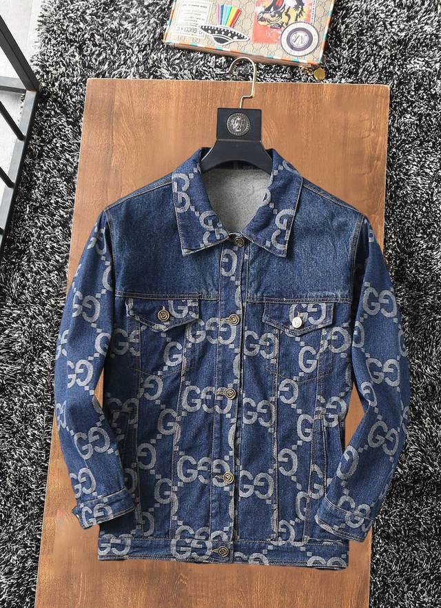 Gucci 2025 spring and autumn new casual jacket denim jacket, the latest fashion
