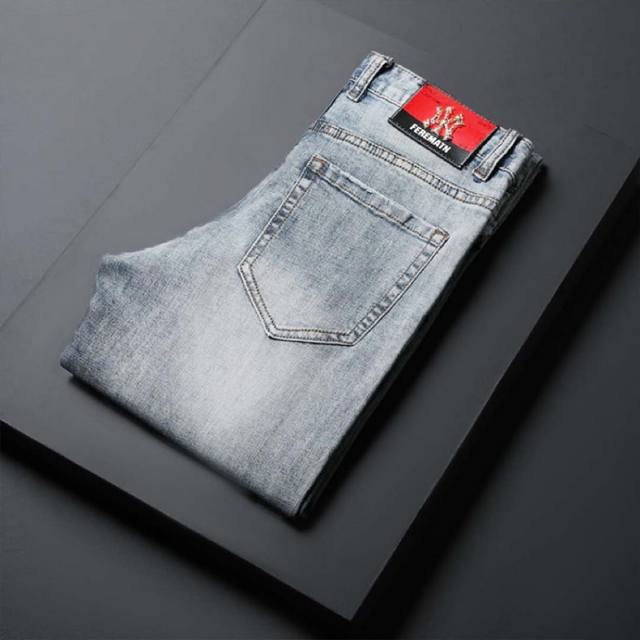 Long-term stock available. Welcome to the latest Gucci styles, available now at