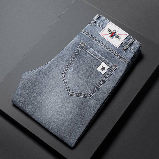 Long-term stock available. Welcome to recommend the latest Moncler styles, the