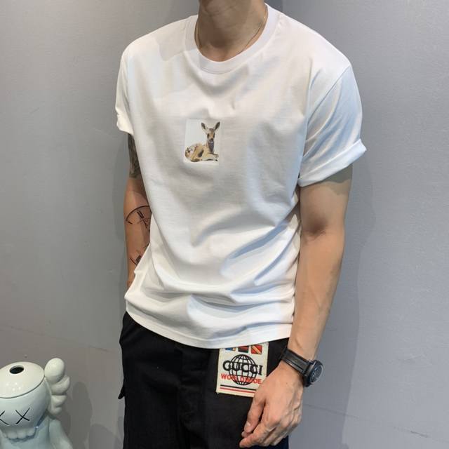 Bbr D-9: Brand logo short-sleeved T-shirt. Custom-made branded fine cotton fabri