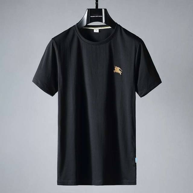 Bur's new spring/summer crew neck short-sleeved top is made of imported 90s comb