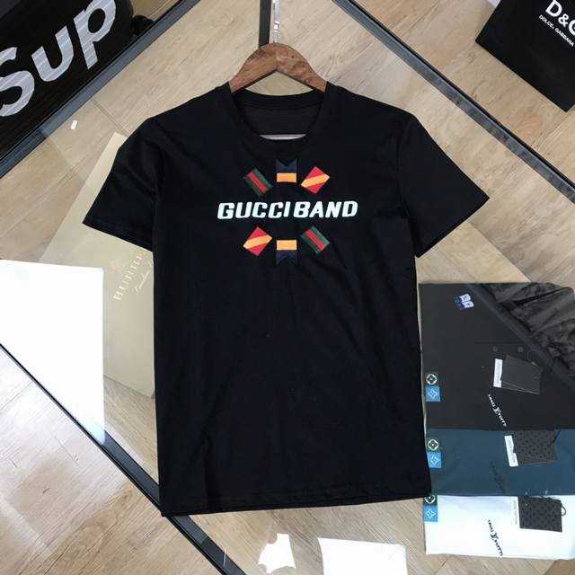 Gucci's new crew neck short-sleeved T-shirt is on sale, unprecedented! Exclusiv