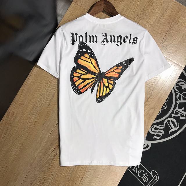 pa Palm Angels' new crew neck short-sleeved T-shirt is now available, a first-of