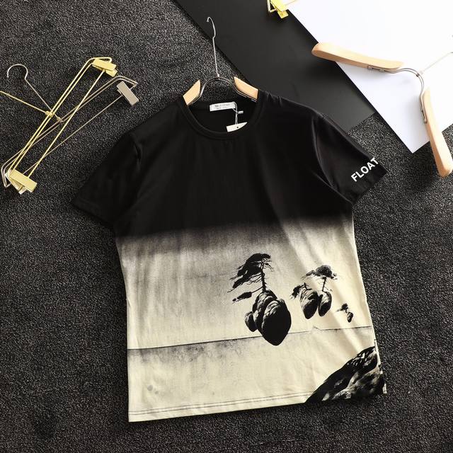 New short-sleeved shirt from Valentino's official summer website, featuring a c