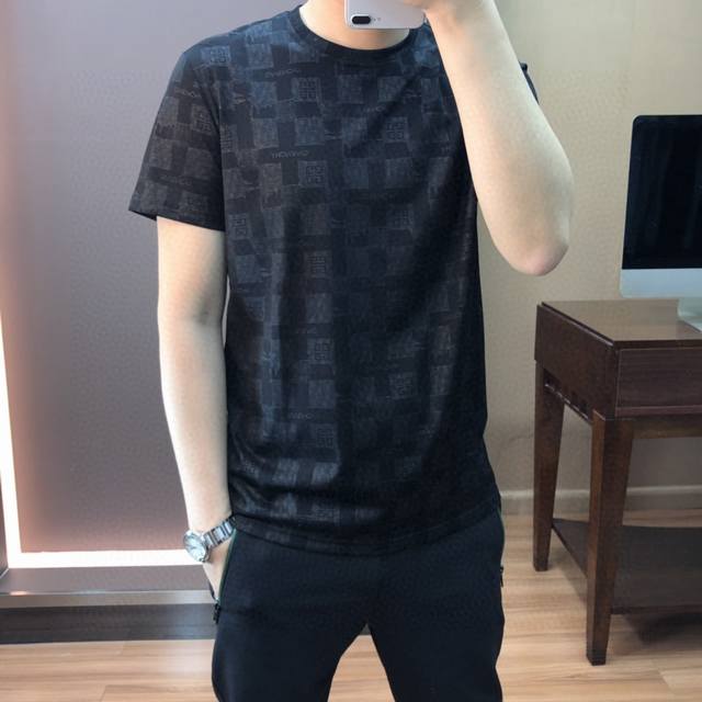 Givenchy. SS Spring/Summer new short-sleeved shirt with a full logo and custom-