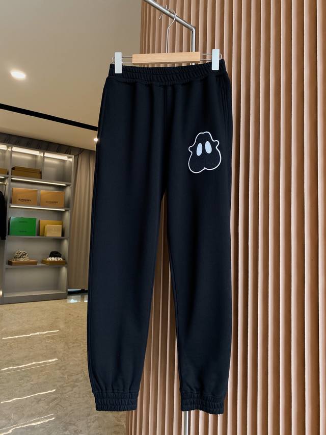 Monster Embroidered Cotton Loose Sweatpants Bur's flagship product, a treasured