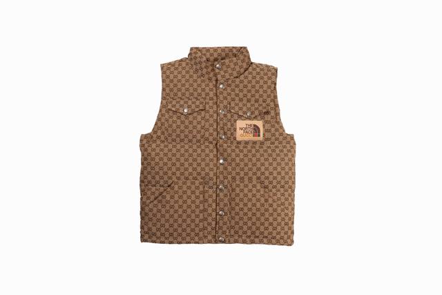 Factory Price: p The North Face Gucci collaboration stand-up collar down vest.