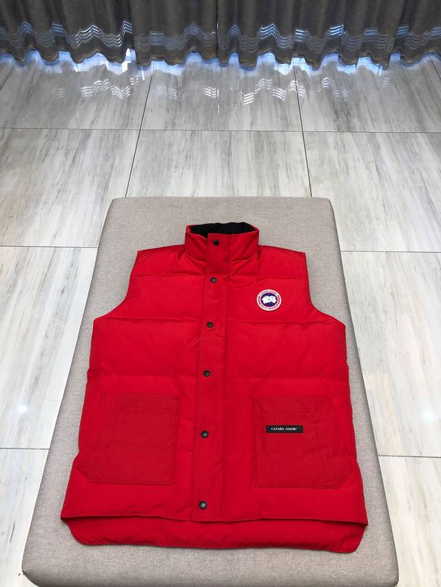 Top version Style: Big goose vest couple style Color: red Size: Xs-Xxl Canada Go