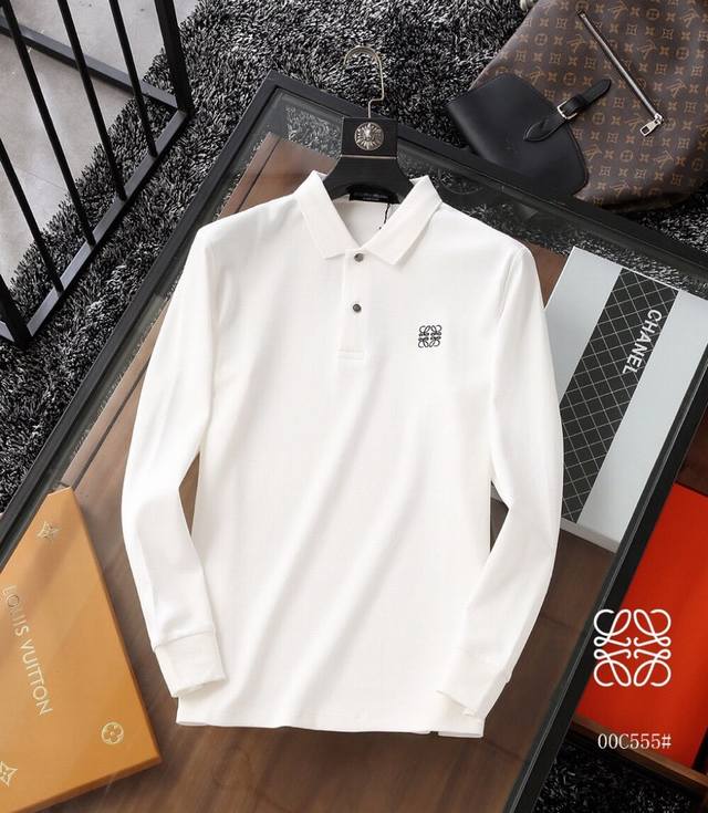New winter lapel T-shirt from Loewe for the 2020 winter season. This original E