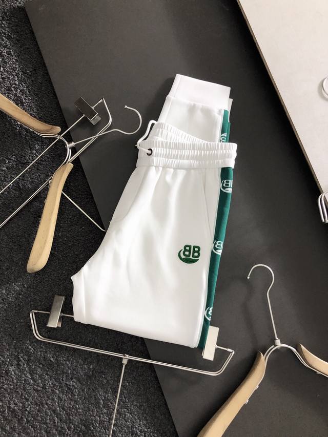 Bale* Top black letter embroidery 2 side stitching craft casual pants! Detailed