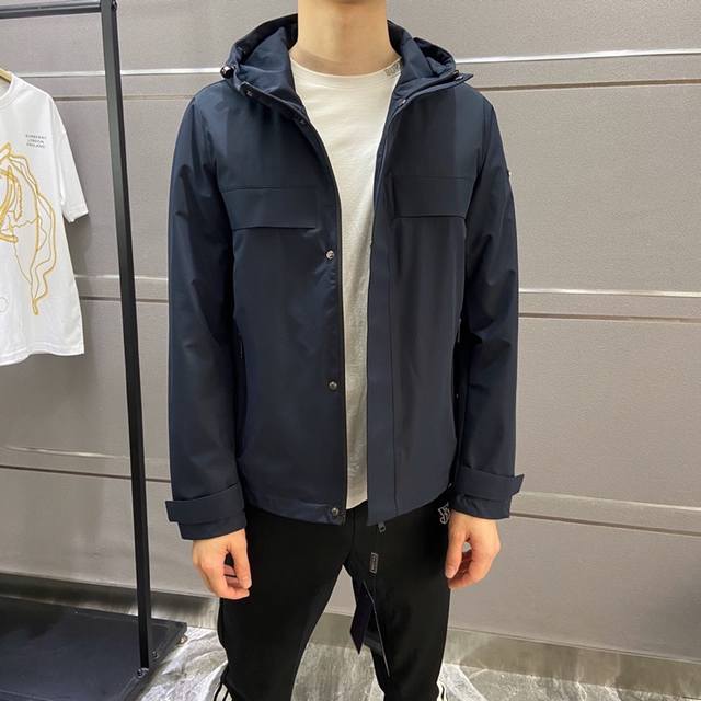 prada Prada spring triangle iron label hooded jacket, new men's outdoor windbrea