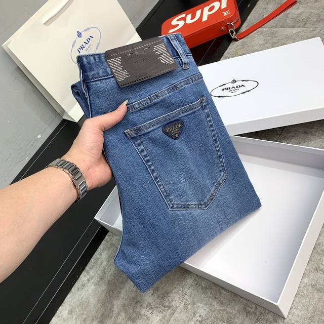 pr*Da Prada hard goods recommendations! The latest styles from the early season