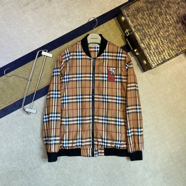 Burberry: The latest trench coat from the official website, a new product from t