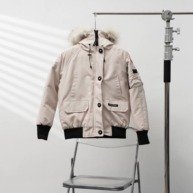 Factory p direct supply Canada GooseحCanada Goose 02 hooded fur collar down jac