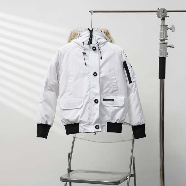 Factory p direct supply Canada GooseحCanada Goose 02 hooded fur collar down jac