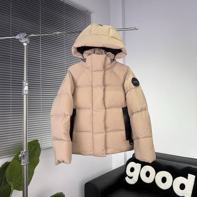 High-end quality | Canada Goose Capsule Short Down Jacket Ouyang Nana Generation