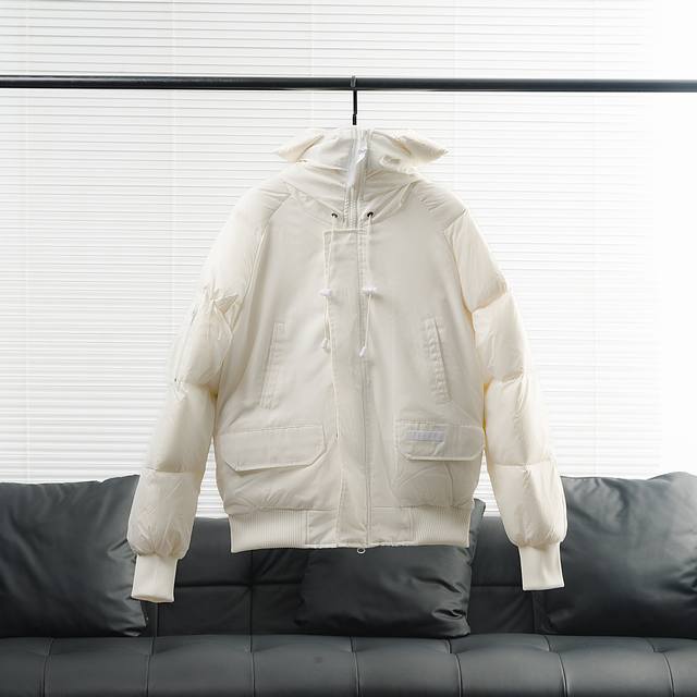 2056Mw White paradigm Chilliwack Men's Sizes: Xs SML Xl Xxl.