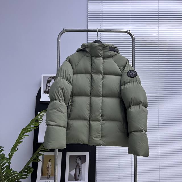Canada Goose Ouyang Nana's matching hooded couple's down jacket. Hood removed.