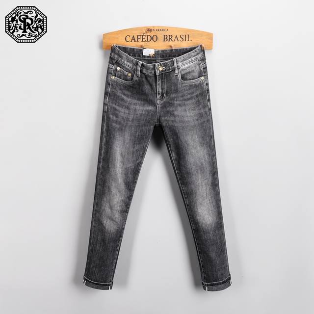 Stefano Ricci's new autumn men's jeans are cool, trendy, and slim-fitting strai