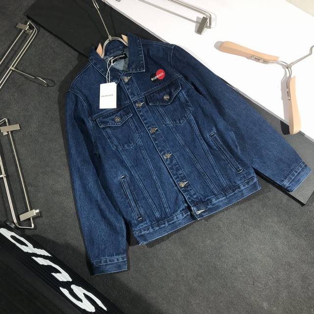 Counter quality, mainly promoting the popular Balenciaga Paris family SS spring