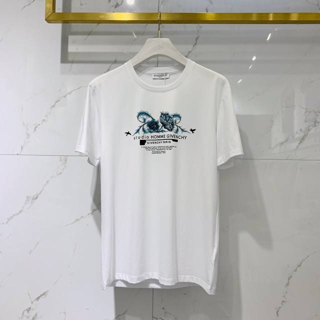 Gvc Spring and Summer new floral letter print short Using high-definition digita