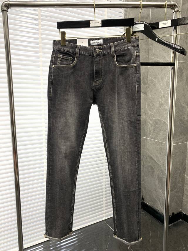 Ferragamo, SS early autumn new products, available on the official website and c