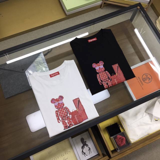 Hot item coming soon. Sup~ counter men's round neck short-sleeved shirt, with a