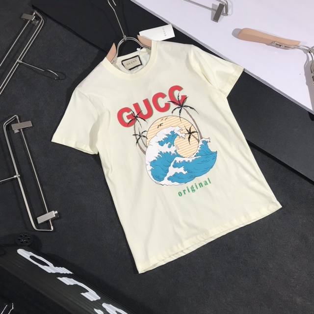 Gucci Early Fall Limited Edition Night Sky-Themed Print 20Ssg.com, unisex short-