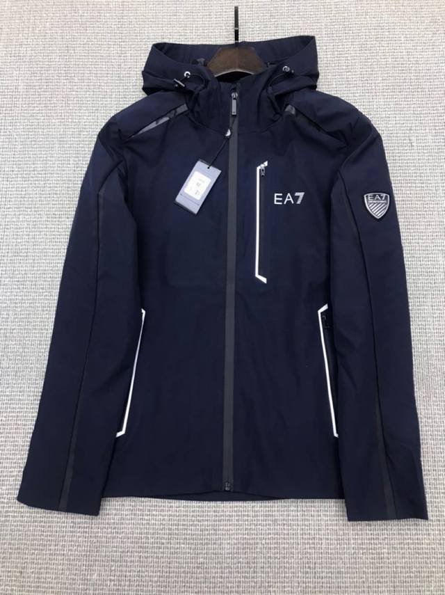 Emporio Armani original men's hooded windproof jacket, high-end trading company