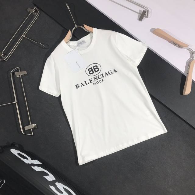 Bal Balenciaga, a timeless classic, is available on 20Ssg.com for unisex short-s