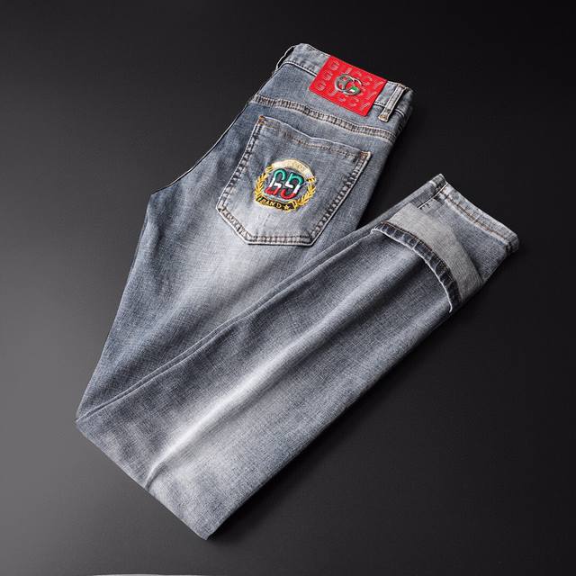 Gu*Ci Spring/Summer Thin Jeans! Luxury Italian men's jeans made with imported wa