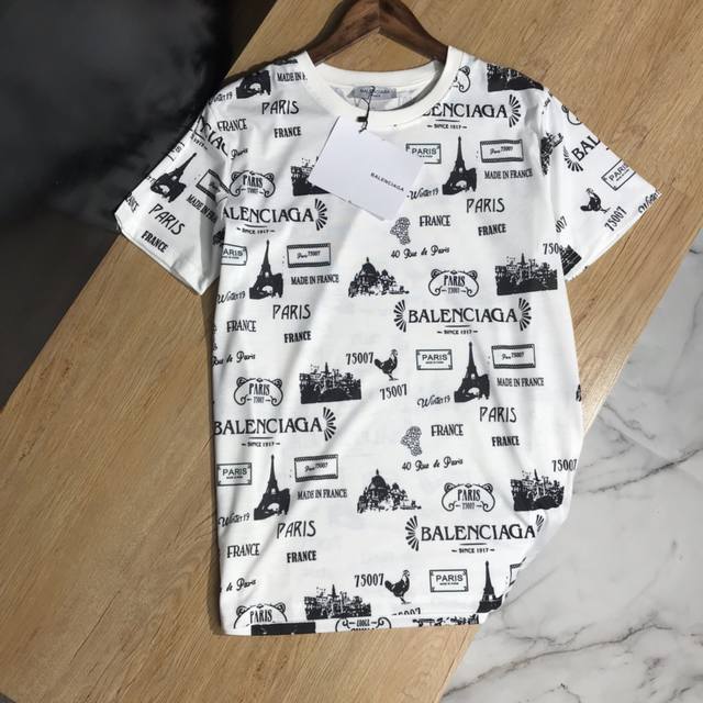 Bal Balenciaga Balenciaga Early Fall T-shirt with a full-length print and new pa