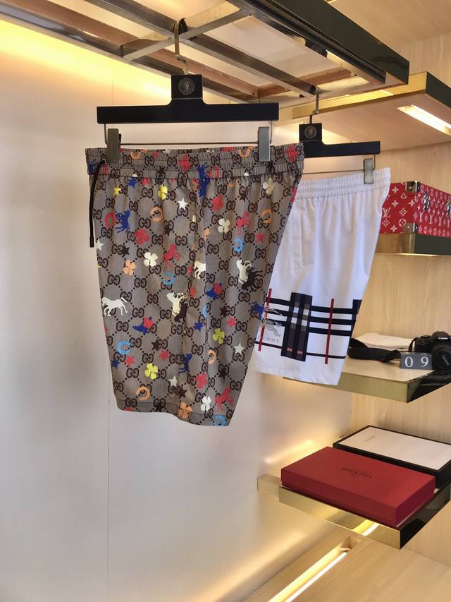 Gucci men's fashion business casual shorts, top quality Hong Kong goods, new pr