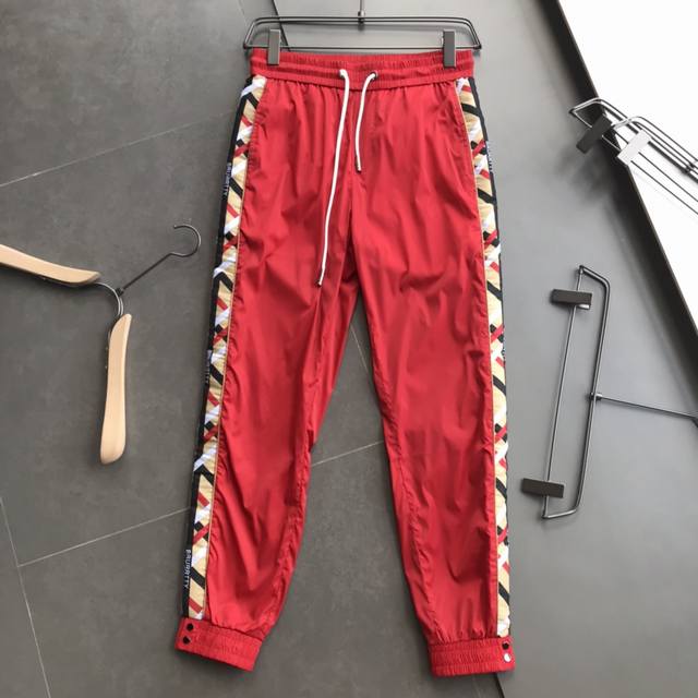 The new red plaid casual pants for spring and summer, high-end customization mak