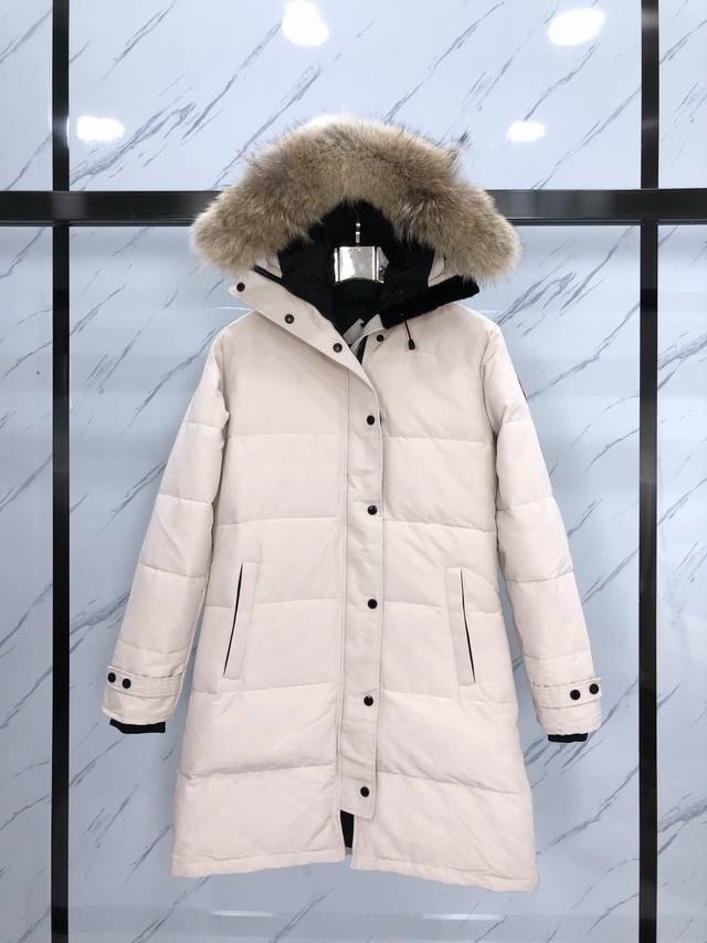 Style number: Y97 Top quality source off-white Canada Goose 15 styles of women'