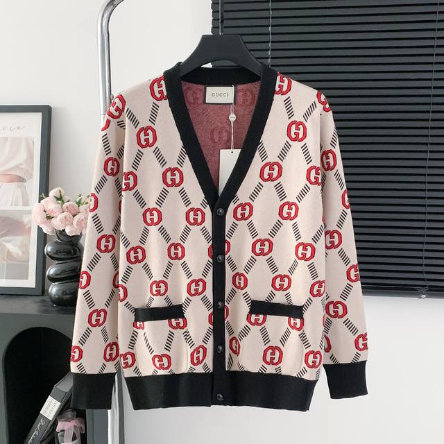 Style No.: M59 Gucci Interlocking Double G Diagonal Striped Cardigan Autumn and