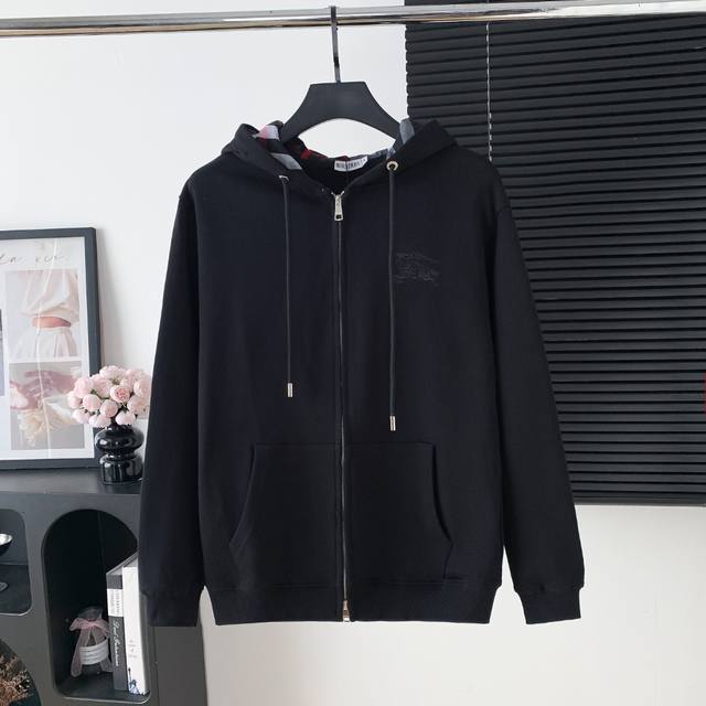 Style number: A95 Burberry Embroidered Small Logo Zipper Hooded JacketThe fabri