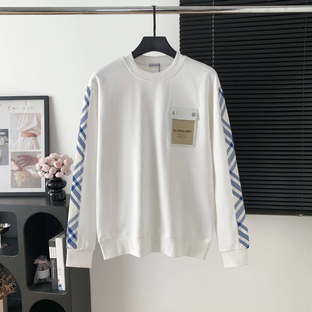 Style number: A87 Burberry Ribbon Leather Pocket Round Neck Sweatshirt The fabr