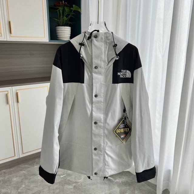 Style No.: C01 Premium Original Off-White | - | Tnf The North Face Classic Jack