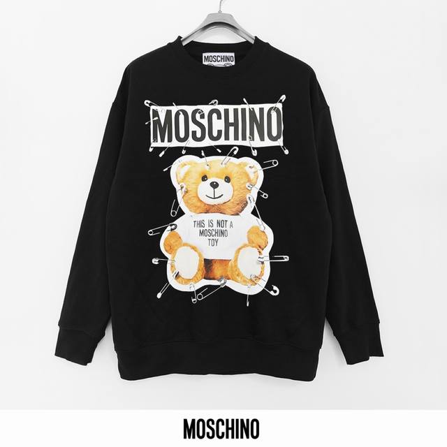 Moschino 440g printed terry crewneck sweatshirt. Breathable pure cotton fabric i