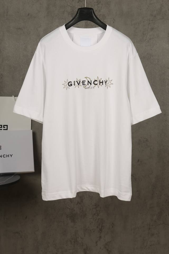 Givenchy* GivenchyGivenchy* Givenchy eight-pointed star printed short-sleeved T-