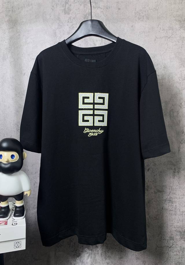 Givenchy*GivenchyGivenchy*Givenchy 4G mesh embroidered short-sleeved T-shirt- Cu