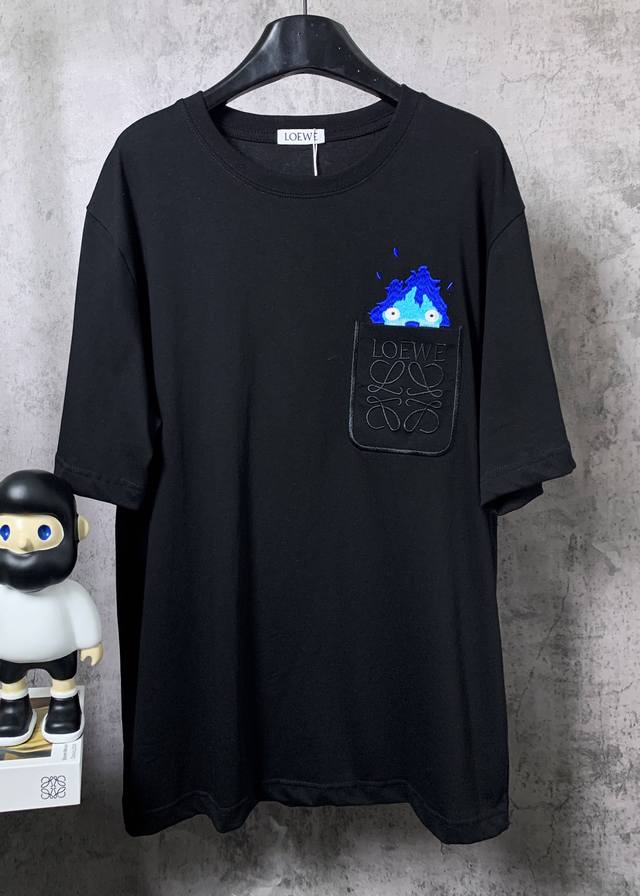 Loewe*LoeweLoewe*Loewe short-sleeved T-shirt with little flame embroidery on the