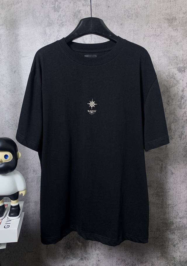 Givenchy*GivenchyGivenchy*Givenchy cross rose print short-sleeved T-shirt- Custo