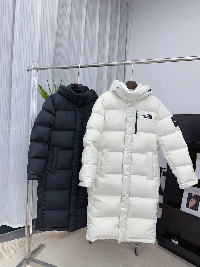White Label Long Hooded Down Jacket A super popular and highly sought-after item