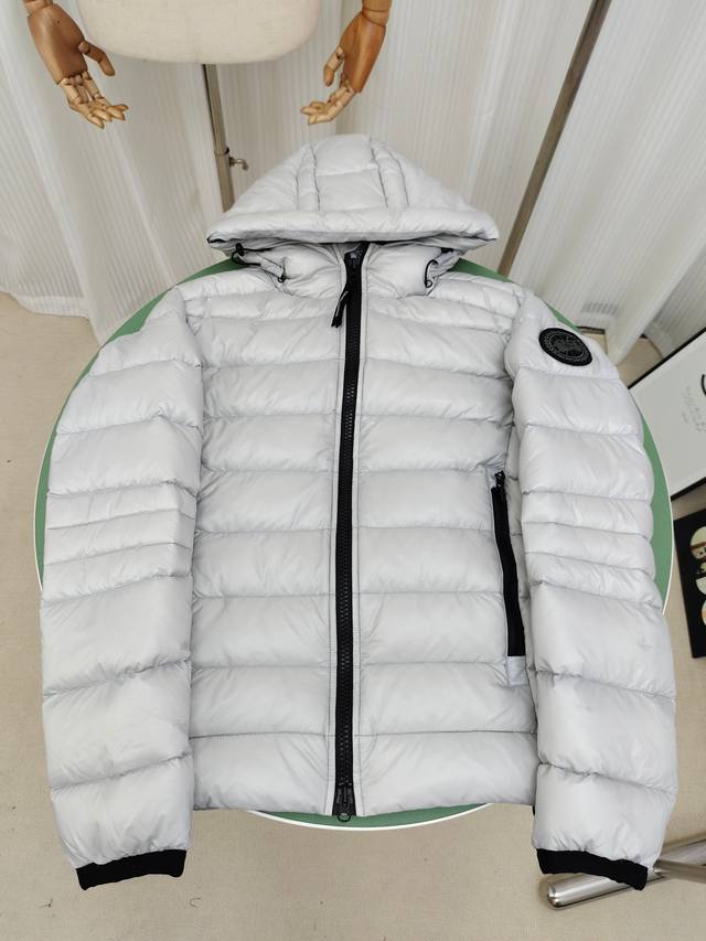2227Mb High Edition Canada Goose Crofton Hooded Down Jacket, this is a down jack