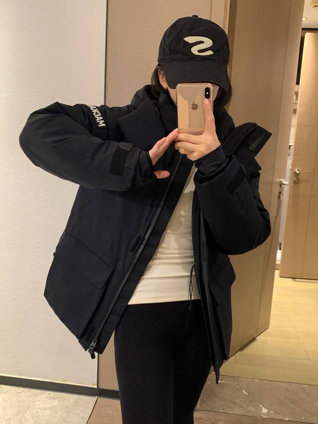 Original Mackage goose down ski jacket, exported . Same style as Yang Zi's ski